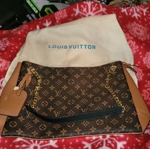 Louis Vuitton Monogram Canvas Shoulder Bag with Tan Trim and Gold Chain